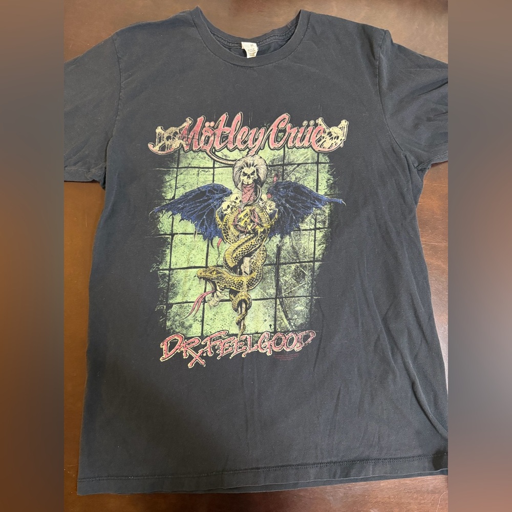 Motley Crue Dr Feelgood Graphic Tee Black Size Large